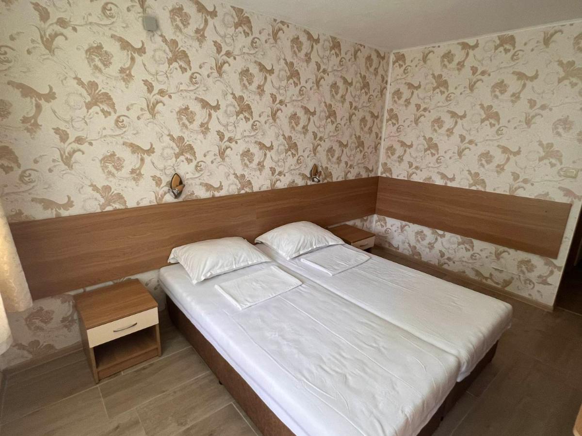 Хотел Диамант Hotel Diamond Balchik Exterior photo
