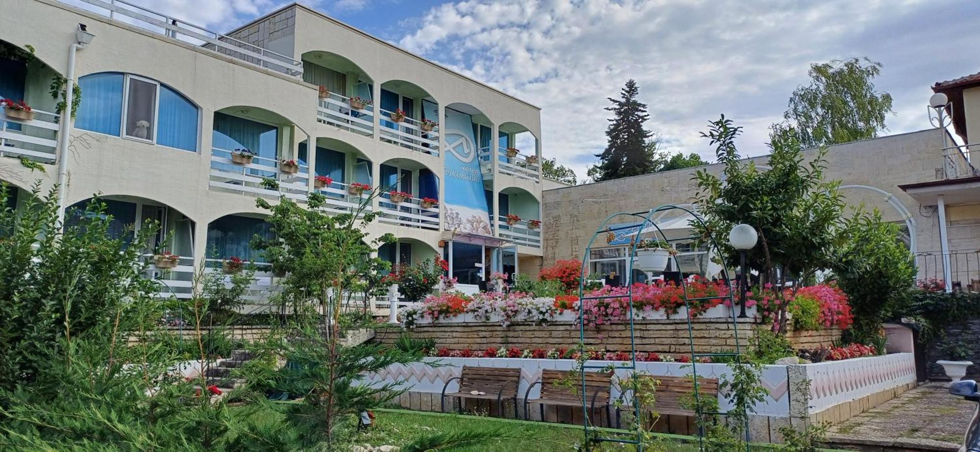 Хотел Диамант Hotel Diamond Balchik Exterior photo